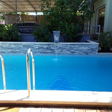 Relax Apartment Pula Bagian luar foto